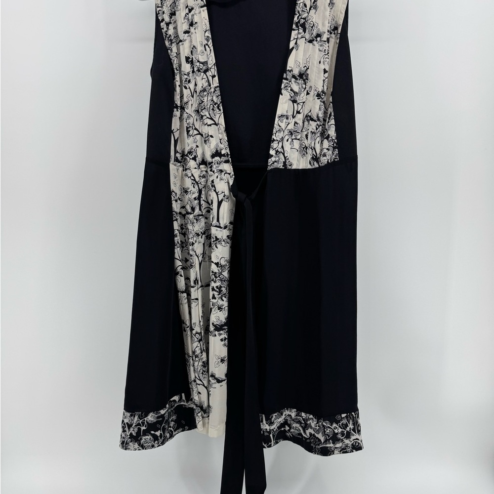 Diane Von Furstenberg Black and Cream Floral Midi Dress